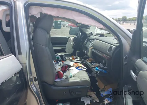 2017 Toyota Tundra Limited 5.7L V8 from USA, damaged, VIN 5TFBY5F17HX661963